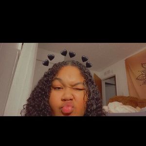 Meet your Posher, Shaunia